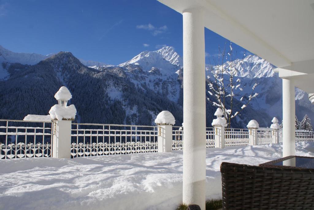 B&B Das Land-Palais - Private Mountain Hideaway Selva dei Molini Kamer foto